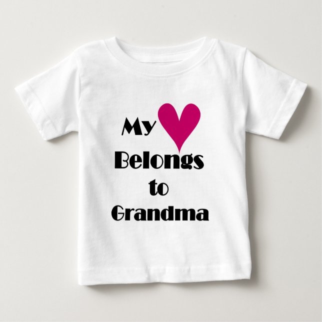 Mina Tillhör på mormor T-shirt (Framsida)
