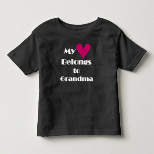 Mina Tillhör på mormor T-shirt
