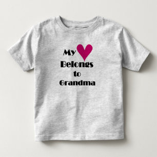 Mina Tillhör på mormor T-shirt