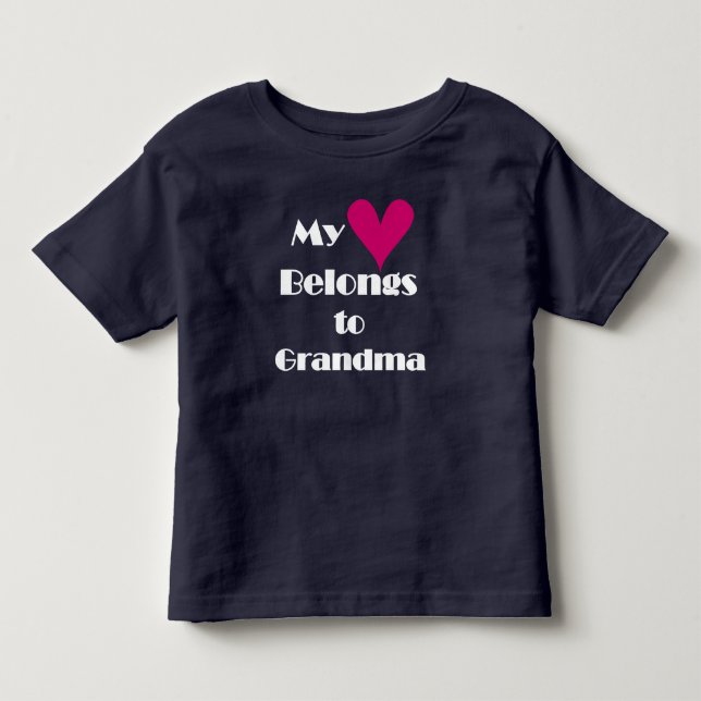 Mina Tillhör på mormor Tröja (Framsida)