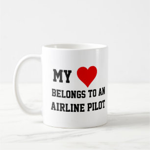 Mina Tillhör till en flygpilot i Mugg