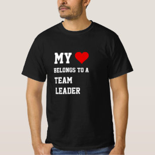 Mina Tillhör till en gruppledare T-Shirt