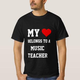 Mina Tillhör till en musiklärare T-Shirt