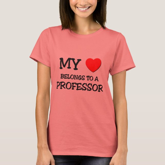 Mina Tillhör till en PROFESSOR T Shirt (Framsida)