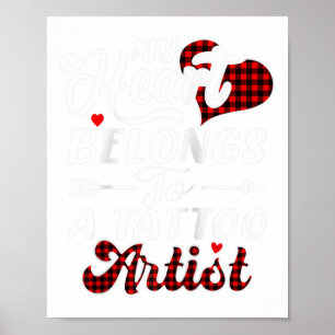 Mina Tillhör till en Tattoo Artist Shirt Valentin Poster