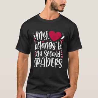 Mina Tillhör till min andra graders lärare Vale T Shirt