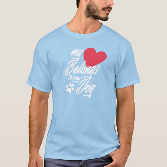 Mina Tillhör till min Hund Valentine | T-Shirt (Framsida)