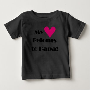 Mina Tillhör till Pappa T-shirt