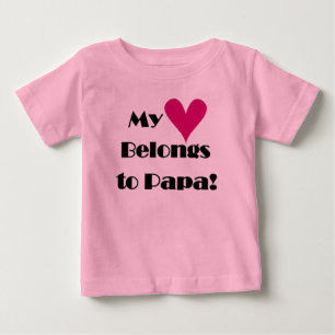 Mina Tillhör till Pappa Tee Shirt