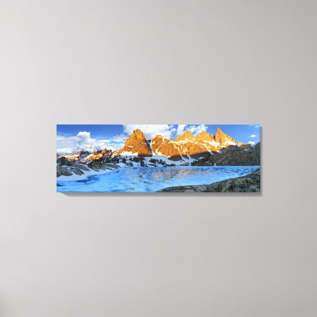 Minaret Sjö Sunrise 2 - Sierra Nevada Canvastryck (Framsida)