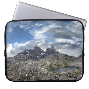 Minarets Panorama ovanför Nydiver Sjöar - Sierra Laptop Fodral