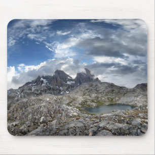 Minarets Panorama ovanför Nydiver Sjöar - Sierra Musmatta