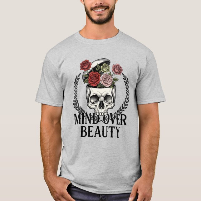 ​Mind Over Beauty Floral Skull Surreal Art T-Shirt (Framsida)