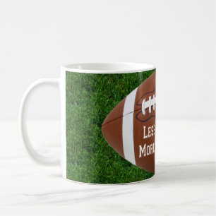 Mindre arbete, mer fotbolls-design kaffe Mugg Kopp