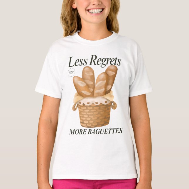 Mindre beklagar att det finns fler baguettes-Frans T Shirt (Framsida)