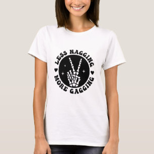 Mindre märkvärdigt med mer uppspelning av Cheeky H T Shirt