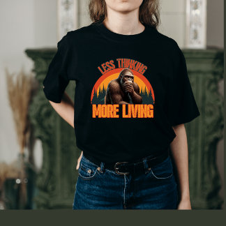 Mindre tänkande, mer levande inspiration t shirt