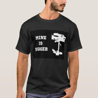 Mine är större Steadicam T-tröja (manar) T-shirt