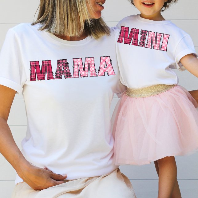 Mini Girl Cute Whimsical Rustic Rosa Play Brev T Shirt (Skapare uppladdad)