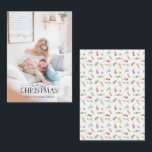 Mini Guld Winter Greenery God jul Photo Anteckningskort<br><div class="desc">Tittar du ett vackert och unikt helgdag-kort som ska skickas till dina vänner och familj i år? Se bara på vårt God jul-fotokort för mini Guld Winter Greenery! Det här enkla och elegant 3.5x2.5-kortet har ditt favoritfoto med utfallsljus, överlagt med "God jul i en populär handskriven kalligrafi och serif font...</div>