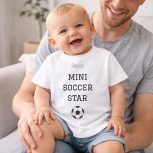 Mini Soccer Star Anpassad babyklänning T Shirt