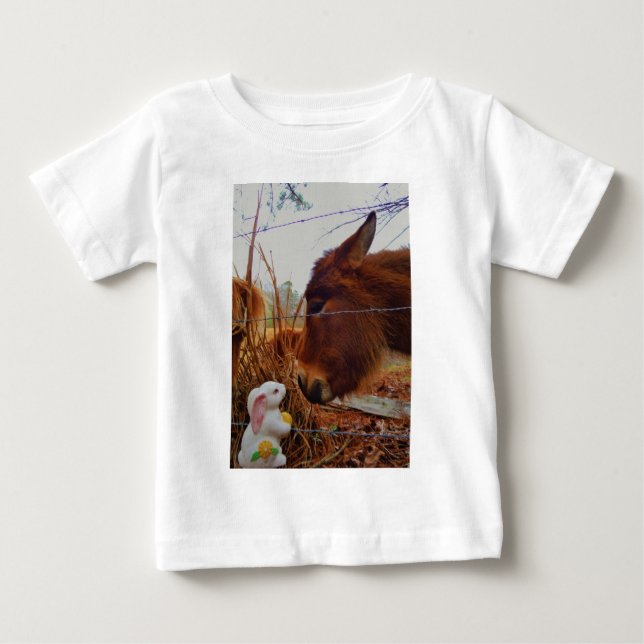 Miniature Brown horse & Påskhare Tee Shirt (Framsida)