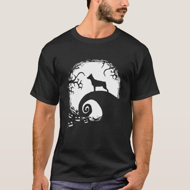 Miniature Pinscher And Moon Halloween T Shirt (Framsida)