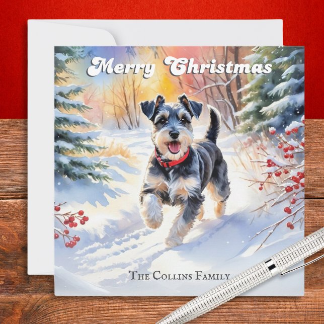 Miniature Schnauzer i Snö jul Julkort (A personalized Christmas card with picture of a miniature schnauzer dog walking in snow)
