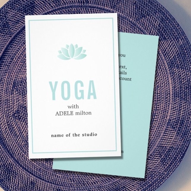Minimal Blue White Lotus Icon Yoga Instructor Flygblad (Skapare uppladdad)