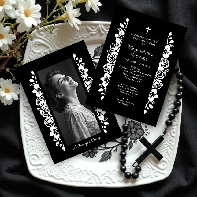 Minimal Botanic Back & White Garland Photo Funeral Inbjudningar (Delicate Minimalist Floral Back & White Floral Garlands Funeral Invitation Cards with Back Photo. )