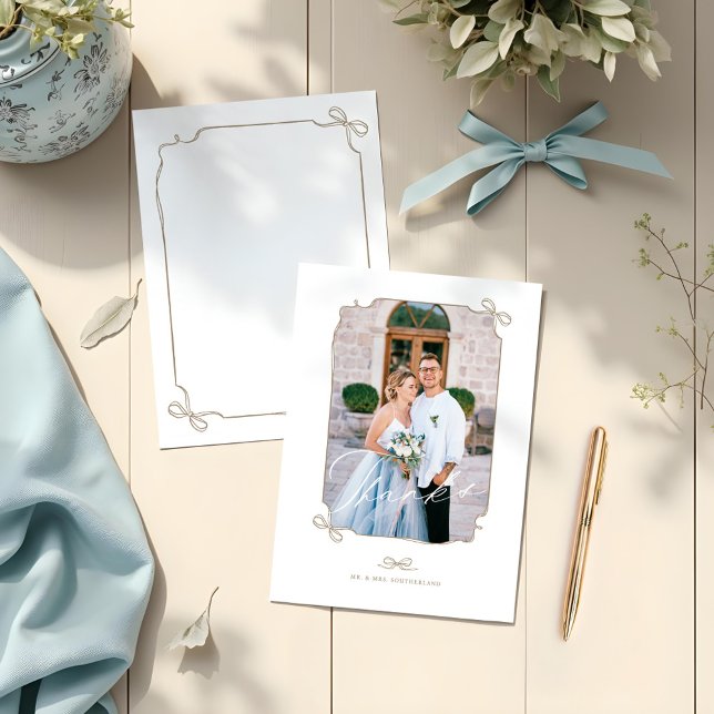 Minimal Bow & Ribbon Photo Ram Bröllop Tack Kort (Minimal Bow & Ribbon Photo Frame Script Wedding Thank You Card)