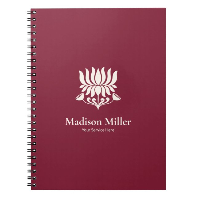 Minimal Burgundy Lotus Floral Yoga Wellness Anteckningsbok (Framsidan)