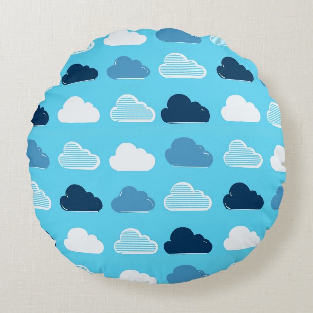 Minimal Clouds Pattern – Blue Sky Vibes Rund Kudde (Framsidan)