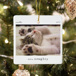 Minimal definition av Naughty Pet Photo Keepsak Julgransprydnad Keramik<br><div class="desc">Minimal funny Define Naughty Pet Photo jul Ornament. Ladda bara upp en bild med ditt favoritfoto för att göra perfekten till en liten keepsaké för en sällskapsdjursägare den här julhelgen.</div>