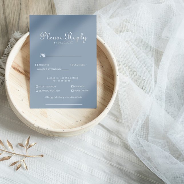 Minimal Dusty Blue Bröllop Menu Choice Reply OSA Kort (Skapare uppladdad)