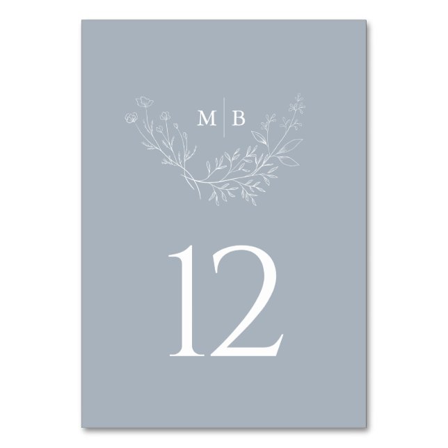 Minimal Dusty Blue Formal Monogram Bröllop Bordsnummer (Framsidan)