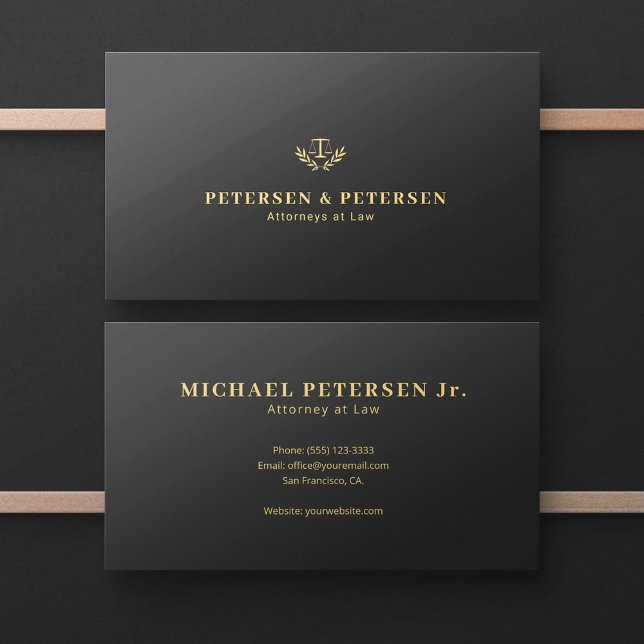 Minimal elegant gold logo attorney at law visitkort (Skapare uppladdad)