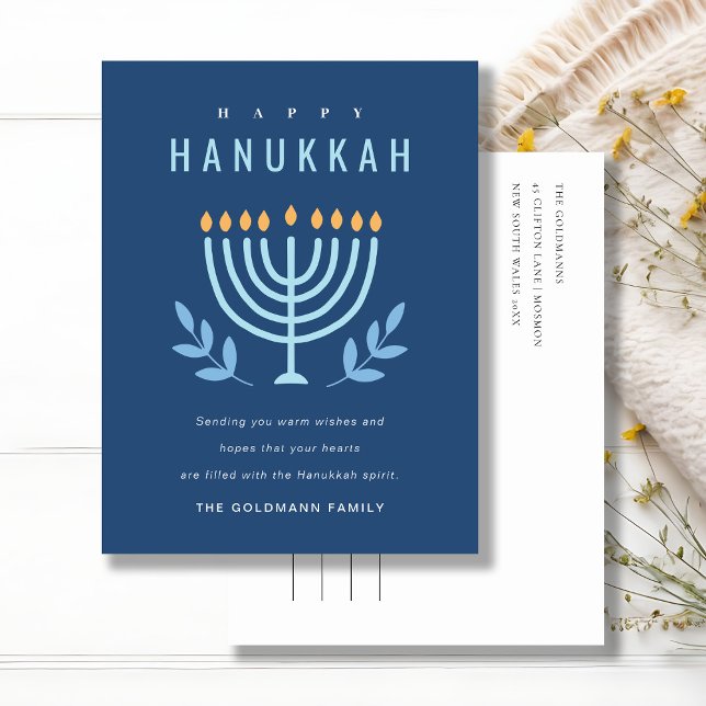 Minimal enkel Blue Menorah Candles Lycklig Hanukka Helg Vykort (Skapare uppladdad)