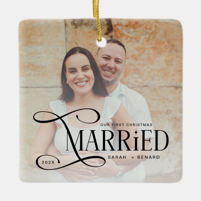 Minimal First Christmas Married Couples 2 Photos Julgransprydnad Keramik (Framsida)