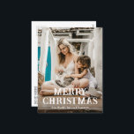 Minimal fotomodern jul helg vykort<br><div class="desc">Modern julkort med enkel och minimal design med "God jul" i en roligt och fet typografi över ditt favoritfoto. Baksidan har ett andra bild tillsammans med personligen i svartvitt.</div>