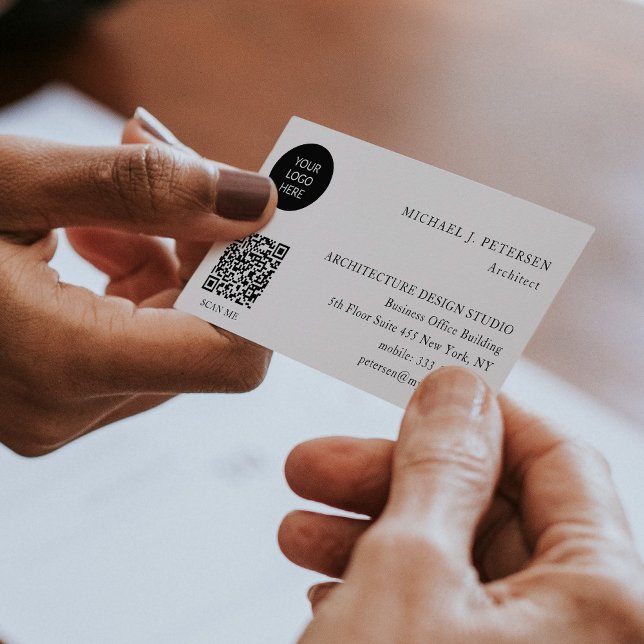 Minimal grundläggande logotyp för QR-anpassningsba Visitkort (Skapare uppladdad)