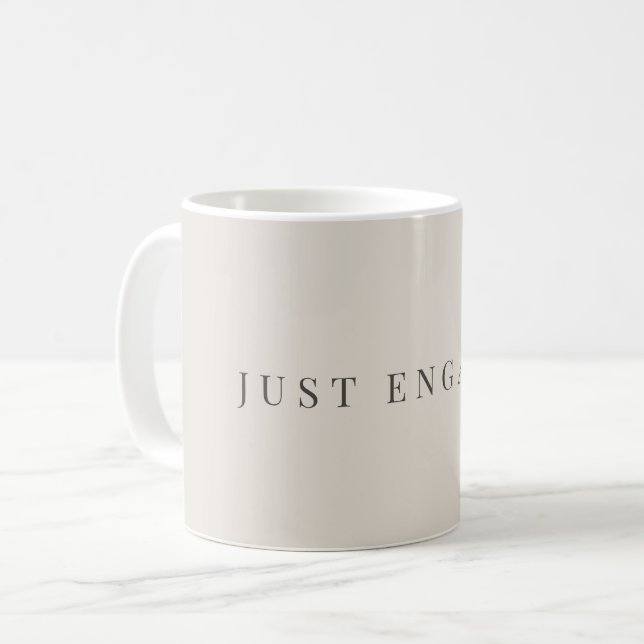 Minimal Just Engaged Mug | Natural Linen Kaffemugg (Framsida vänster)