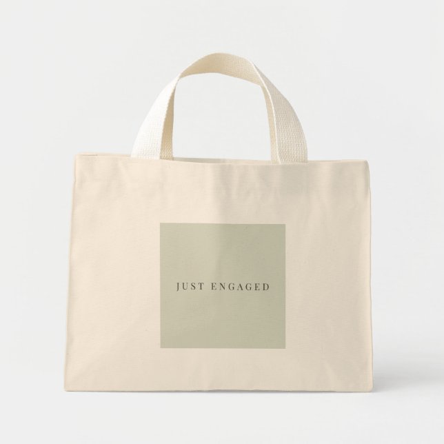Minimal Just Engaged Tote Bag Pale Sage Mini Tygkasse (Framsidan)