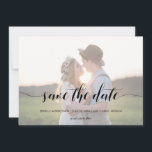 Minimal kalligrafi Skriptfotografi med Bröllop Spara Datumet<br><div class="desc">Modern design och elegant utskrift Calligraphy Faux Vellum Effect Photo Bröllop spara datum Card som kan anpassas med din text. Klicka på knappen "Anpassa" och använda verktyg som är designad för att ändra mallen. Kolla in lagret för grafisk konsdesign för andra produkter som matchar den här designen!</div>