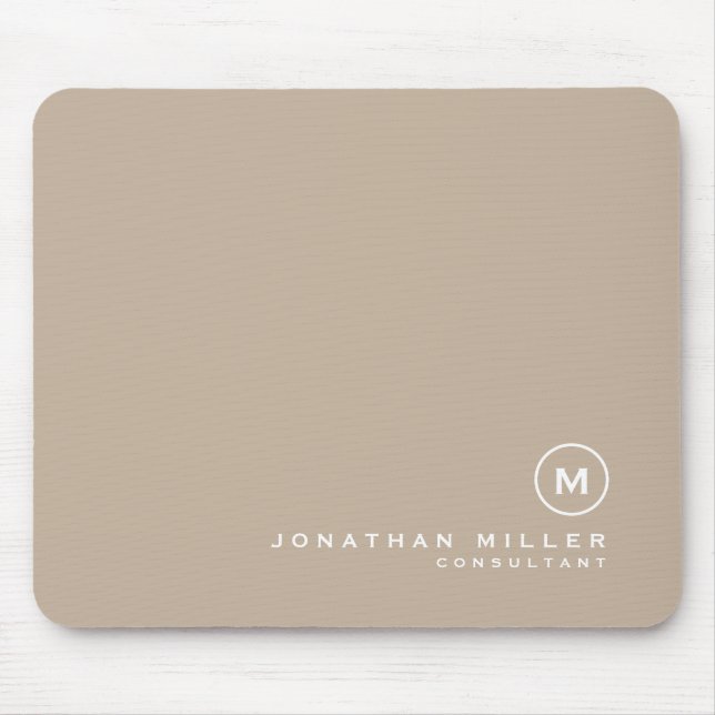 Minimal klassisk monogram Namn Beige Musmatta (Framsidan)