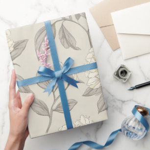 Minimal krämfärgad peonivit blommönster presentpapper