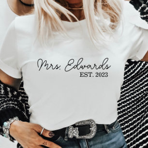 Minimal kursiv Fru Anpassningsbar Efternamn Bröllo T Shirt