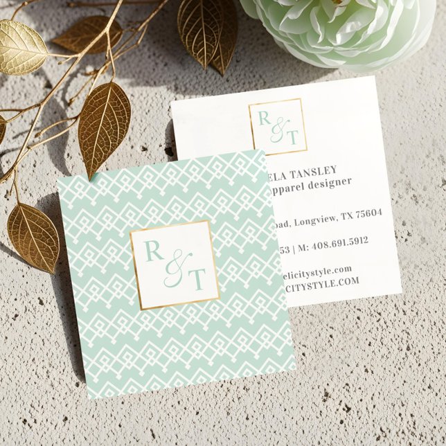Minimal Mint & White Geometic Mönster Monogram Fyrkantigt Visitkort (Luxury Elegant Minimal Geometric Pattern Monogram Square Business Card)