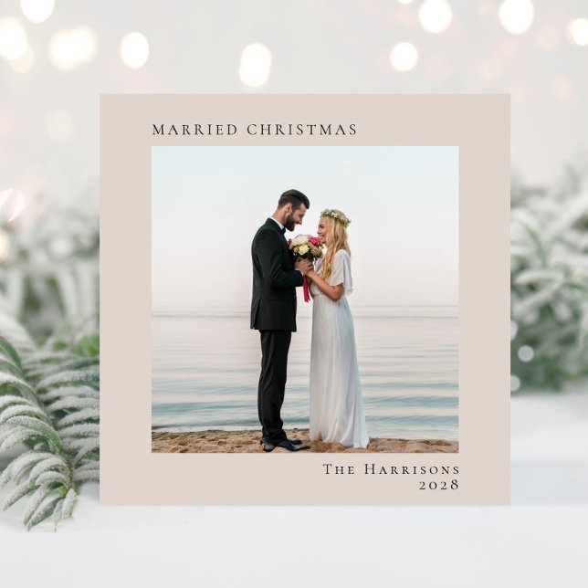 Minimal Modern 2-foto, gift jultomte Julkort (A beautiful and unique photo card to announce your marriage to family + friends this holiday season)