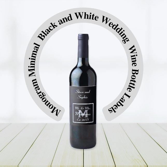 Minimal monogram | Svartvit Bröllop Vinflaska Etikett (Monogrammed Wedding Wine Bottle Label)